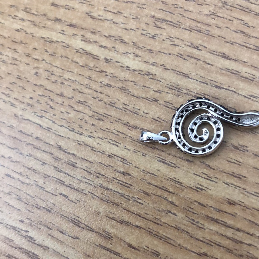 Black Snake Pendant - Picture 5 of 6